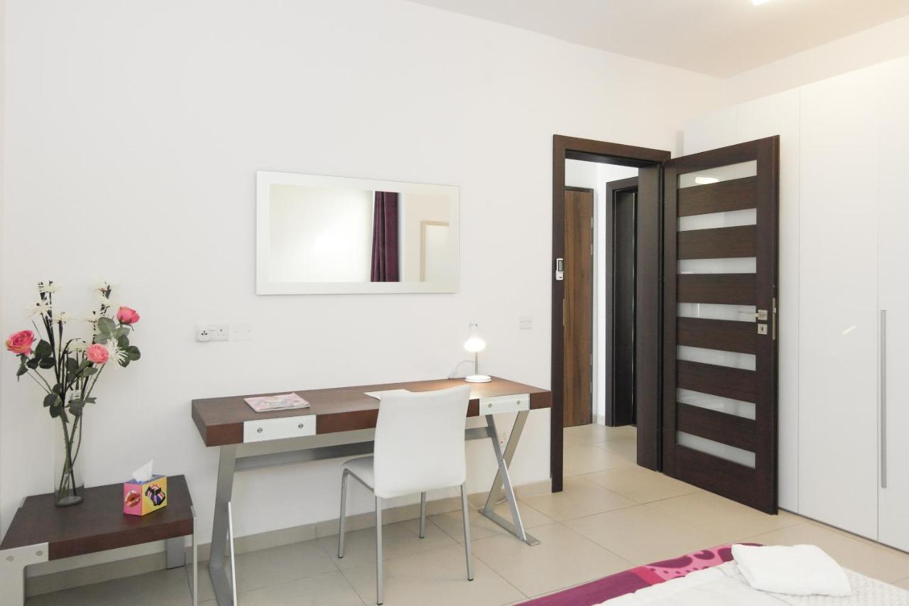 Apartamento Modern Luxury Penthouse In Perfect Sliema Location Exterior foto